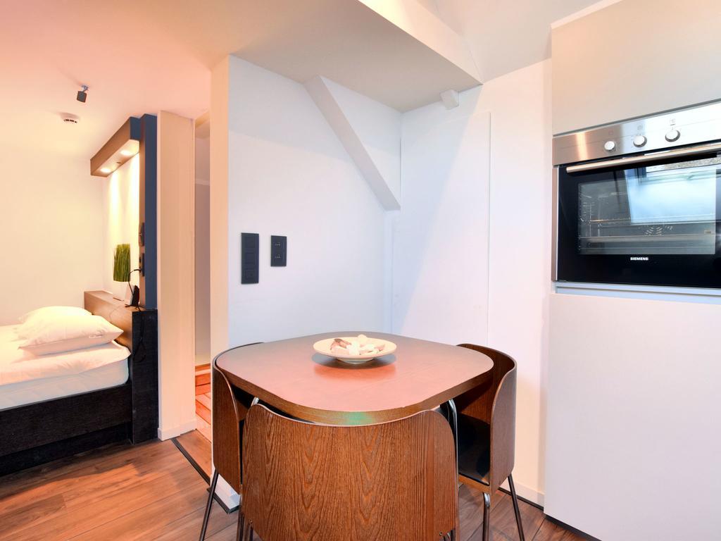 Modern And Cozy Studio In A Former Coach House Robertville Esterno foto